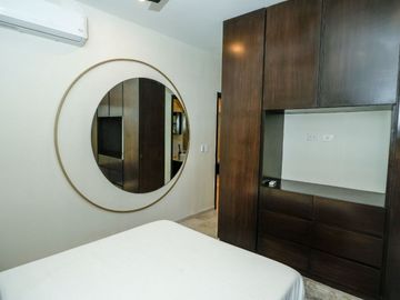 Condominio de dos pisos, frente a la alberca, comunidad con acceso al mar, venta, Sirenis, Tulum.
