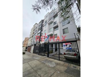 Acogedor Departamento En Excelente Zona De Pueblo Libre