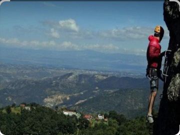 TERRENO EN LA ESTANZUELA, MINERAL DEL CHICO TOTALMENTE BOSCOSO CON VISTA PANORÁMICA