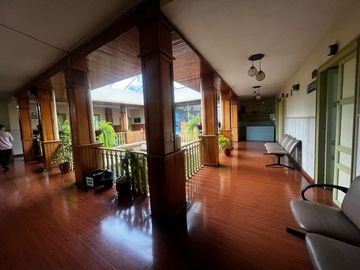 HERMOSA CASA EN VENTA  PATRIMONIAL y COLONIAL ubicada  EN EL CENTRO DE CUENCA SECTOR SAN SEBASTIAN