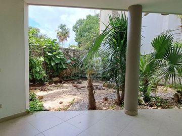 Casa en Venta en Cancún Residencial Alamos I