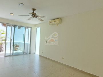 Casa en Venta en Cancún Residencial Alamos I