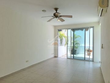 Casa en Venta en Cancún Residencial Alamos I
