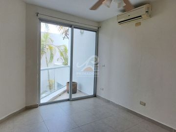 Casa en Venta en Cancún Residencial Alamos I