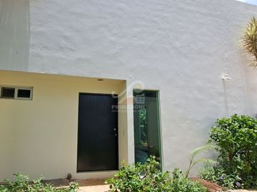 Casa en Venta en Cancún Residencial Alamos I