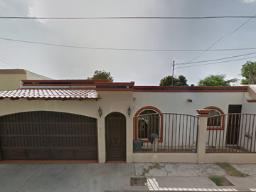 PRECIOSA Y AMPLIA CASA EN HERMOSILLO SONORA.