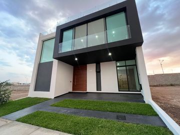 CASA EN VENTA VALLE IMPERIAL ZAPOPAN