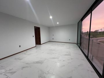 CASA EN VENTA VALLE IMPERIAL ZAPOPAN