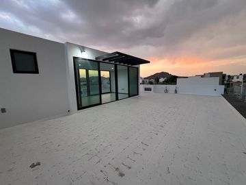 CASA EN VENTA VALLE IMPERIAL ZAPOPAN