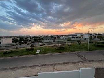 CASA EN VENTA VALLE IMPERIAL ZAPOPAN