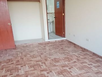 VENTA DE CASA DE DOS PISO EN  CARABAYLLO