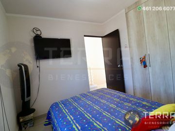 SE VENDE CASA EN GRAN HACIENDA CELAYA GTO.  SOBRE AVENIDA 1 RECAMARA PLANTA BAJA Y DOS PLANTA ALTA cerca del colegio Rosenblueth Campus Universitario