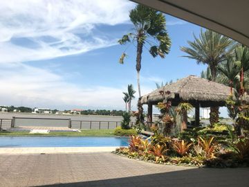 Samborondon, Vendo Hermosa Casa con Piscina y Vista al Rio