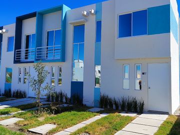 Venta de Casa con Alberca a 45 min de la CDMX.