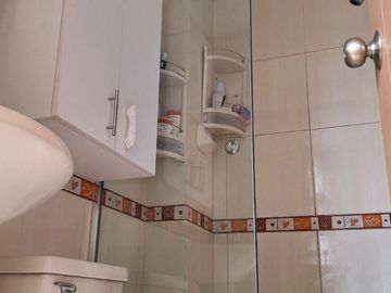 Se Vende Departamento / Amplio Flat En La Molina Javier Prado Urb Santa Patricia