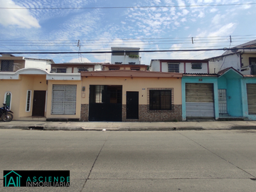 Casa de venta en Guayaquil Norte - Samanes 7 en la Av. Francisco de Orellana