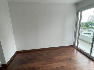 San Isidro: Descubre Tu Nuevo Hogar en The Palms con Vista Diagonal Al Golf