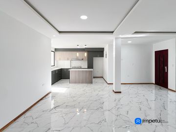 Se vende departamento en planta baja al sur de la ciudad