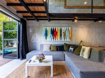 Modern 1 Bedroom Loft in Berawa, Ideal Investment Opportunity