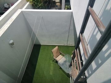 Casa en venta al sur de pachuca, fraccionamiento residencial con acceso controlado.