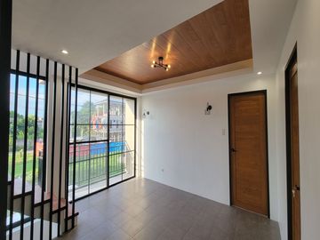 5 Bedroom House and Lot for Sale in Vermont Park Executive Village, Antipolo City