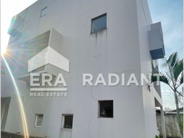 Rumah Japanese 3 Lantai di Jl. Bungur, Kemang, Jaksel