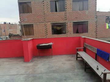 VENDO CASA DE 3 PISOS EN SMP