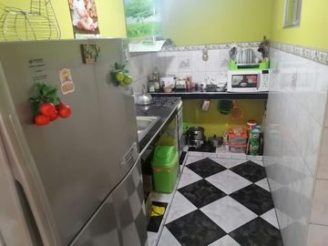 VENDO CASA DE 3 PISOS EN SMP