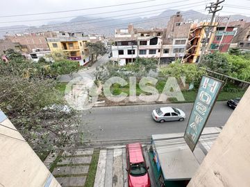 SE VENDE HOSTAL (24 HAB} + 2 LOCALES COMERCIALES