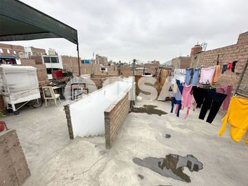 SE VENDE HOSTAL (24 HAB} + 2 LOCALES COMERCIALES