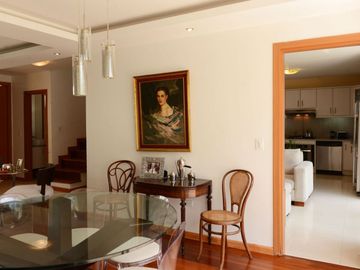 HERMOSA CASA DE VENTA DE 3 DORMITORIOS - NO ADOSADA - CONJUNTO - VIA INTERVALLES