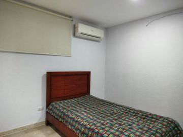 Departamento de Alquiler Amoblado, 3 dormitorios, Centro de Guayaquil