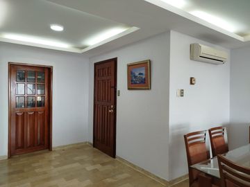 Departamento de Alquiler Amoblado, 3 dormitorios, Centro de Guayaquil