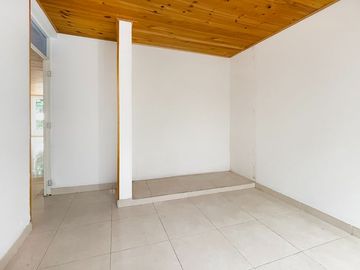 VENDO CASA DE DOS PISOS EN EL CONDOMINIO ALTAGRACIA I  ETAPA - FLANDES TOLIMA