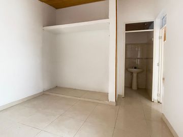 VENDO CASA DE DOS PISOS EN EL CONDOMINIO ALTAGRACIA I  ETAPA - FLANDES TOLIMA