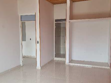 VENDO CASA DE DOS PISOS EN EL CONDOMINIO ALTAGRACIA I  ETAPA - FLANDES TOLIMA