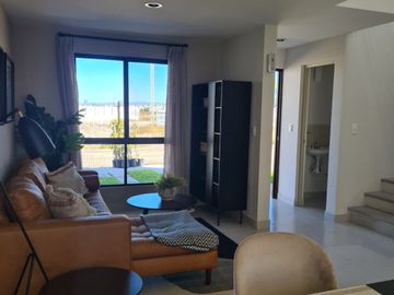 VENTA CASA EN VALLE CORREGIDORA