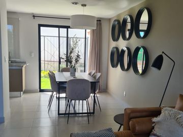 VENTA CASA EN VALLE CORREGIDORA