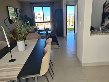 VENTA CASA EN VALLE CORREGIDORA
