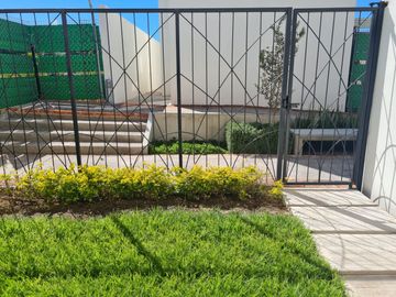 VENTA CASA EN VALLE CORREGIDORA