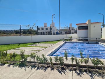 VENTA CASA EN VALLE CORREGIDORA