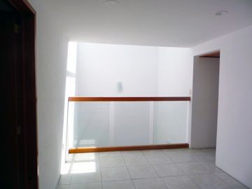 Casa en Venta, Calle Francisco Morales Vandenynden N9. Fracc. Moratilla, Puebla.