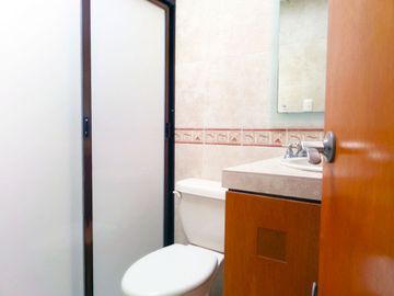 Casa en Venta, Calle Francisco Morales Vandenynden N9. Fracc. Moratilla, Puebla.