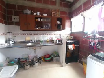 VENDO CASA CALI  LA RIVERA