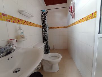 VENDO CASA CALI  LA RIVERA