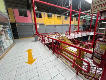 VENTA ATRACTIVO LOCAL COMERCIAL EN CENTRICA GALERIA JESUS MARIA 3ER NIVEL