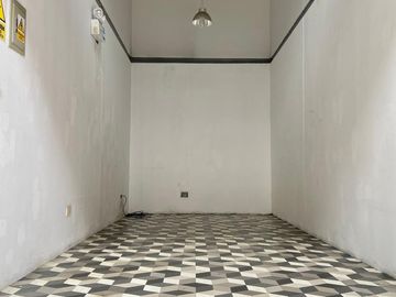 VENTA ATRACTIVO LOCAL COMERCIAL EN CENTRICA GALERIA JESUS MARIA 3ER NIVEL
