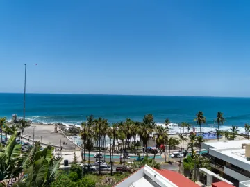 Casa de lujo en Venta con vista panoramica al mar, a pasos del Malecon y cerca del centro Historico de Mazatlán