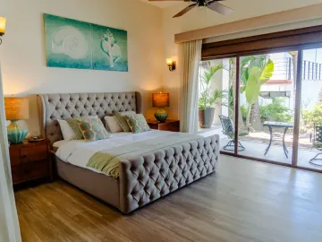 Casa de lujo en Venta con vista panoramica al mar, a pasos del Malecon y cerca del centro Historico de Mazatlán