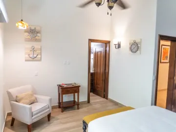 Casa de lujo en Venta con vista panoramica al mar, a pasos del Malecon y cerca del centro Historico de Mazatlán